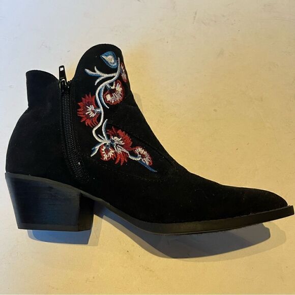 Carlos Santana Women's Heeled Ankle Boots Suede Black Size 7M Floral Embroidery - Picture 6 of 10